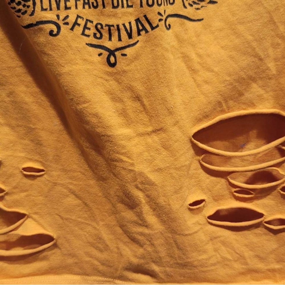 Mustard tshirt - Picture 3 of 9